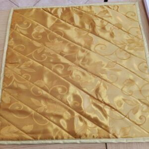 Tapete para meditação - dourado